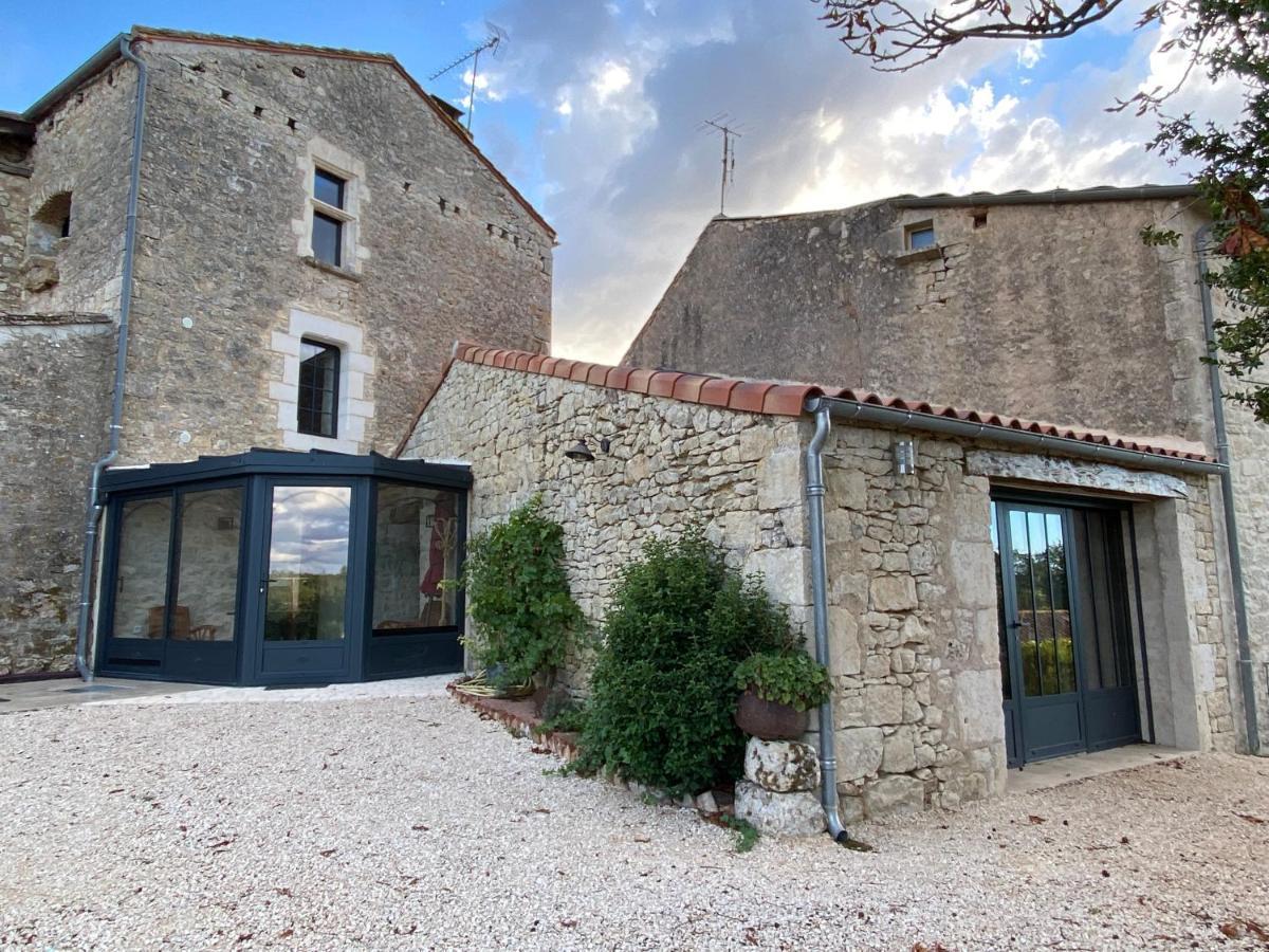 Maison de village, charme et confort Mauroux  Extérieur photo