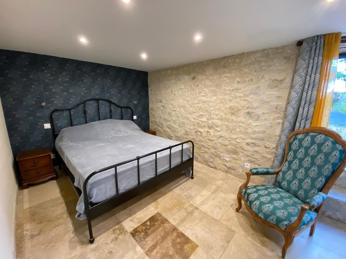 Maison de village, charme et confort Mauroux  Extérieur photo