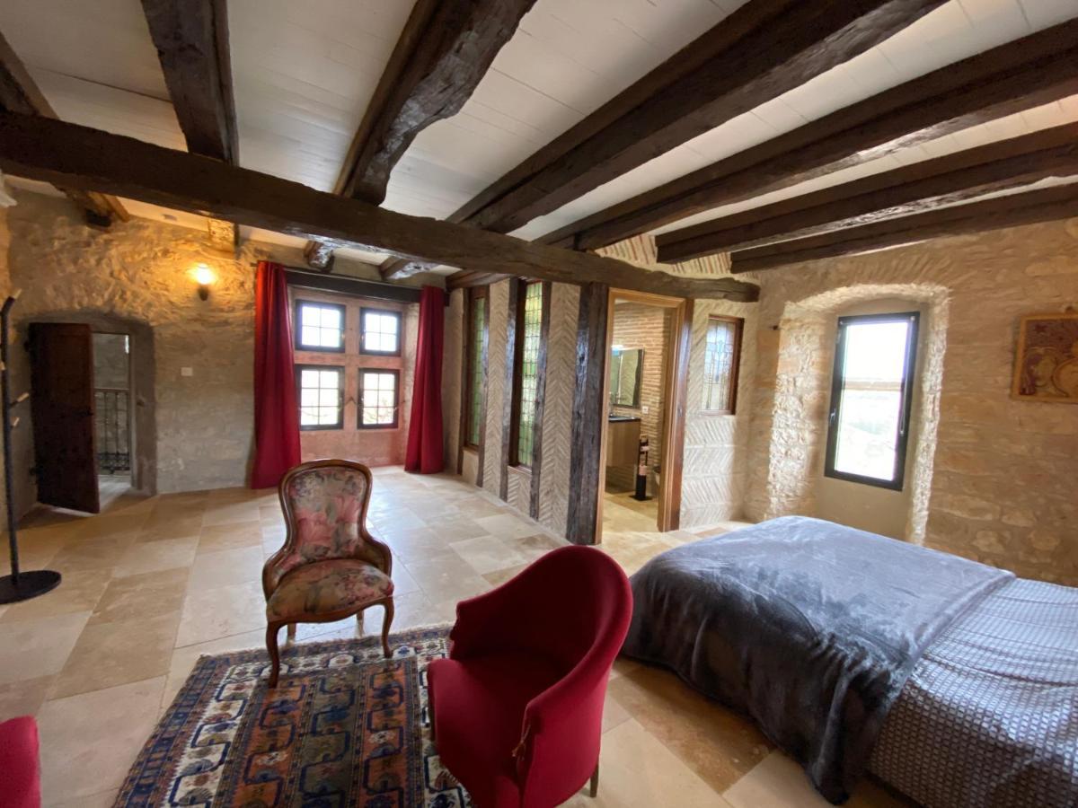 Maison de village, charme et confort Mauroux  Extérieur photo